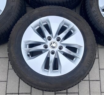 Octavia IV - 16 Twister + zimní 205/60 R16 Barum 8-9mm - 3