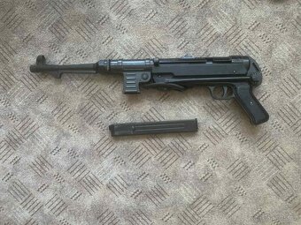 MP40 replika - 3
