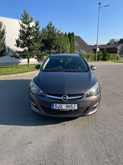 Opel Astra J Sports - 3