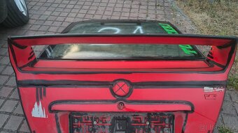 Octavia WRC křídlo a páté dveře - 3