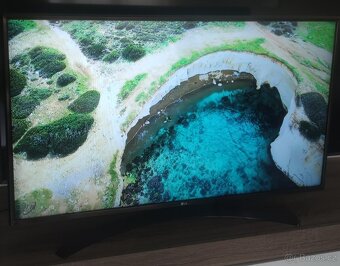 LG TV SMART 109cm WiFi, YouTube, Netflix, oneplay, Disney - 3