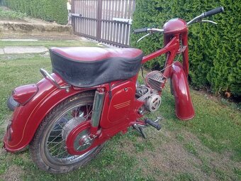 Jawa ČZ " Patinovka" 150/352 - 3