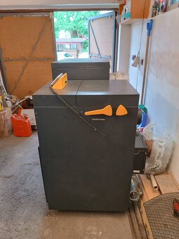 Automatický kotel BENEKOV C17 - 3