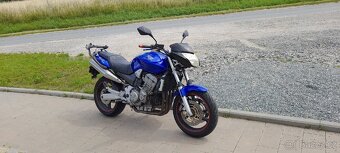 Honda hornet 900 - 3