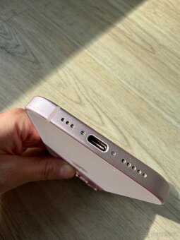 IPhone 15 256GB Pink - 3
