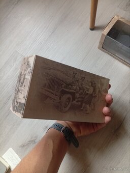 2 modely autíček 1:43 - 3