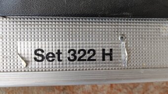 Filmařské halogen.sady osvětlení Sachtler H322+100H4+stativy - 3