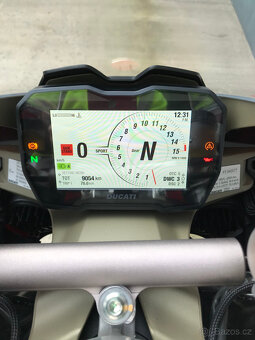 Ducati Panigale V4, 9.064 km - 3