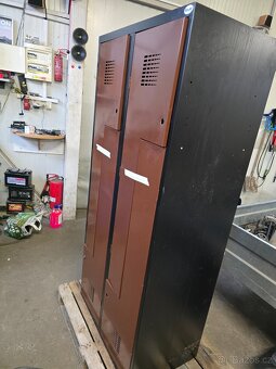 Šatní skřínka - 3