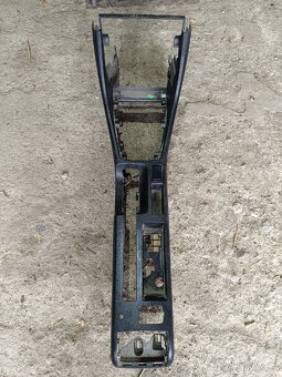 Středový tunel A4 b6 - 3