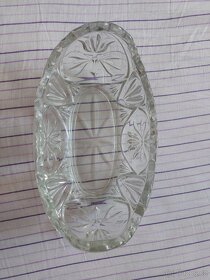 Broušená skleněná oválná mísa - 3