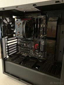 Intel i7 7700k + 16gb DDR4 + MSI Základní deska + Case + Fan - 3