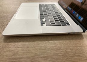 Apple MacBook Pro 16" 2019 Touchbar - 3