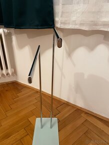 Chromový držák ručníků - 3