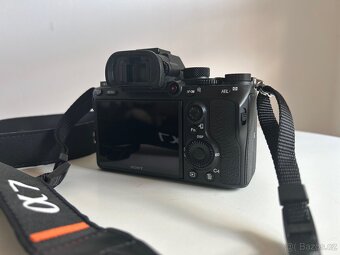 Sony A7III s objektivem Sony FE 35mm f/1.8 - 3