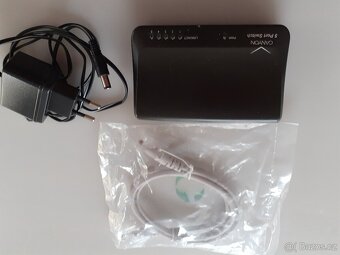 Prodám síťový přepínač - switche zn. Kanyon - 3