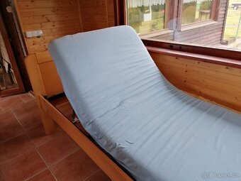 Polohovací postele - 3