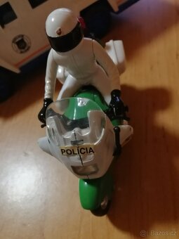 Pokladnička - obrněné auto, policista na motorce - 3