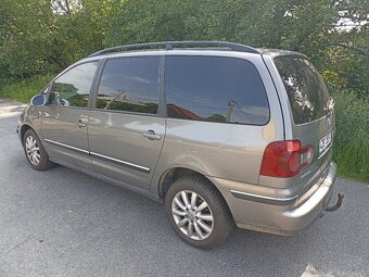 Volkswagen Sharan - 3