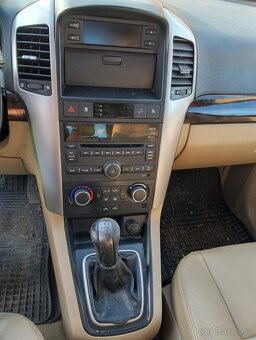 Chevrolet captiva 2L - 3