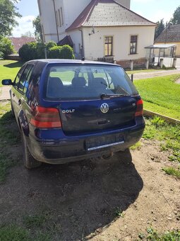 Volkswagen Golf - 3