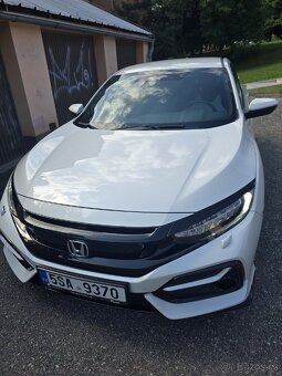 Honda Civic X - 3