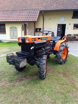 Malotraktor Kubota B7000 - 3