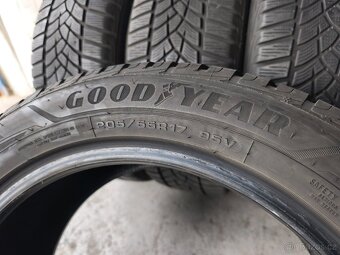 205/55 r17 zimní pneumatiky GOOD YEAR Ultra Grip Performance - 3