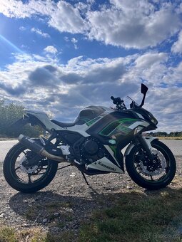 KAWASAKI NINJA 650 - 3