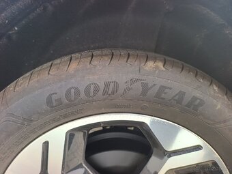 Sada letnich pneu 215/55/R17 98W GOODYEAR - 3