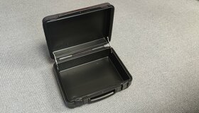 Plastový kufr Megabag 4 000 - 3