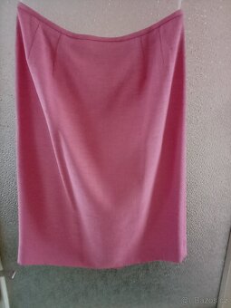 Nový kvalitní růžový kostým s podšívkou, - 3