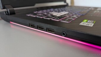 HERNÍ ASUS ROG Strix G15 15.6" FHD i7 16GB 1TB SSD RTX207 - 3