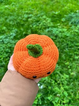 Háčkovaná hračka - podzimní dýně - 3