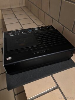 SONY. Kazetový magnetofon - 3