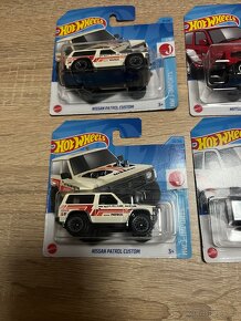 Nissan Hotwheels - 3