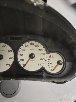 Peugeot 206 budíky - 3
