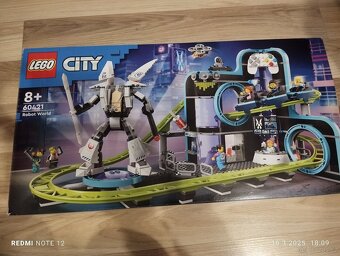 Lego city robot world - 3