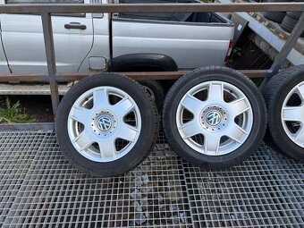 ALU KOLA VOLKSWAGEN R16 5X100 6.5J ET42 STŘED 57.1 MM - 3