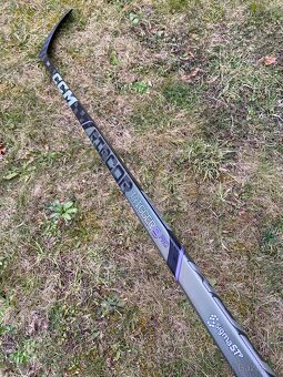 Hůl CCM Trigger 9 Pro 85flex levá NOVÁ - 3