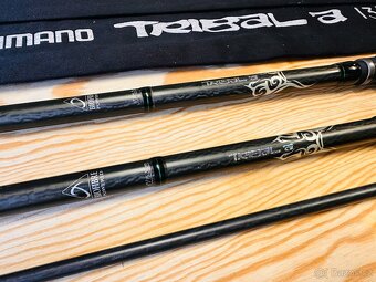 2 KAPROVÉ PRUTY SHIMANO TRIBAL A / 3,9 m / 3,0 lb T/C. - 3
