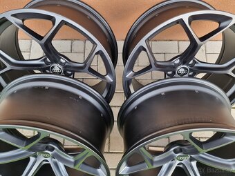 22″ 5×112 AUDI RS6 / RS7 PERFORMANCE “BLACK MATT” originál - 3