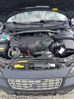 Prodám Volvo XC 70 4WD 2.4 TDI 2004 velice pěkné po servise - 3
