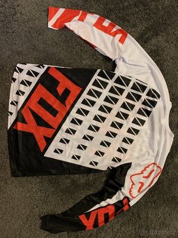 Dres Fox různé velikosti - 3