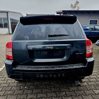 Jeep Compass Sport - 3