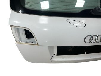 Páté dveře bílá metalíza LY9C Audi A3 8P FL r.v. 2009 - 3