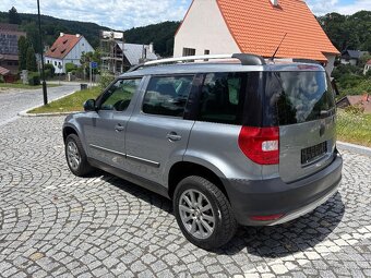 SKODA YETI 2.0 TDI ----1x MAJITEL---.TOP STAV - 3