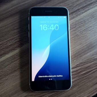 Iphone se 2020 bílý - 3