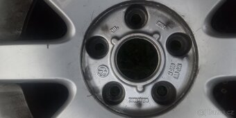VW Al-kola+gumy 16". - 3