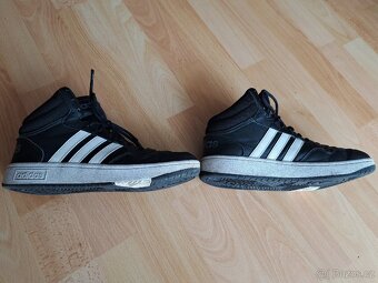 Adidas 38 - 3